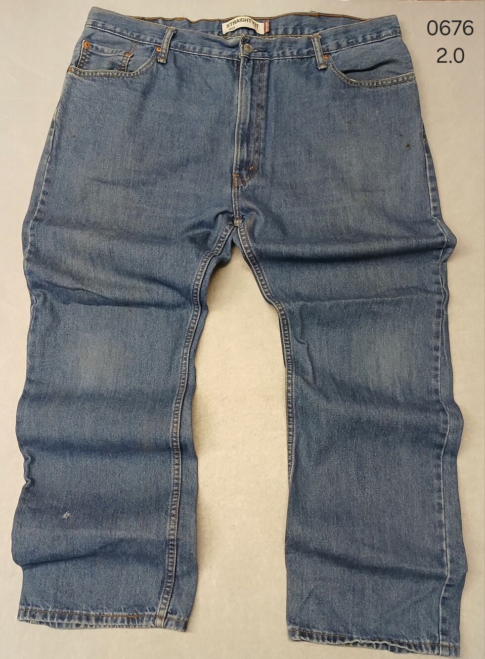 Levi's (42x32) Men's Straight Fit Blue Denim Jeans